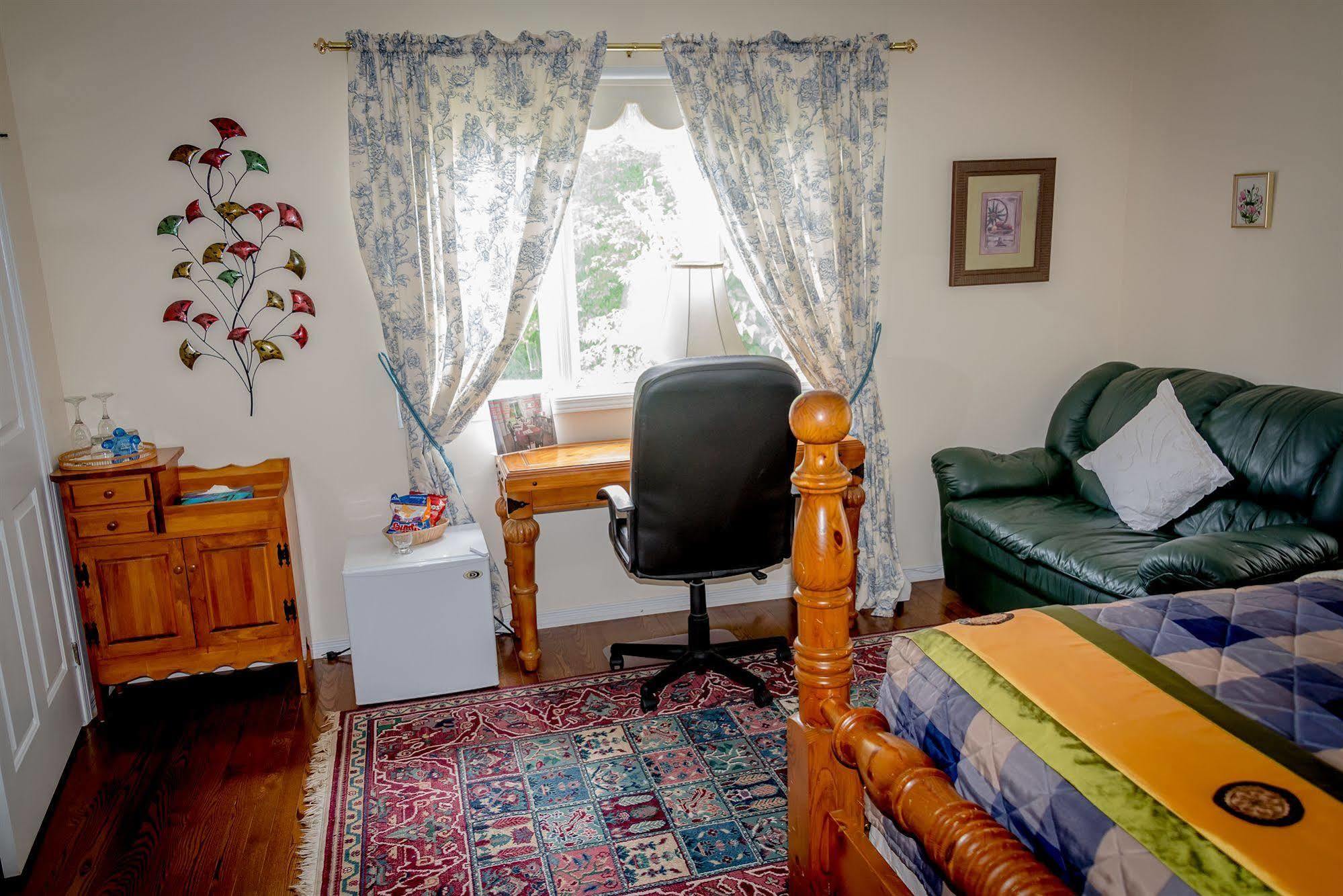 La Villa Rivermead Гатіно Екстер'єр фото