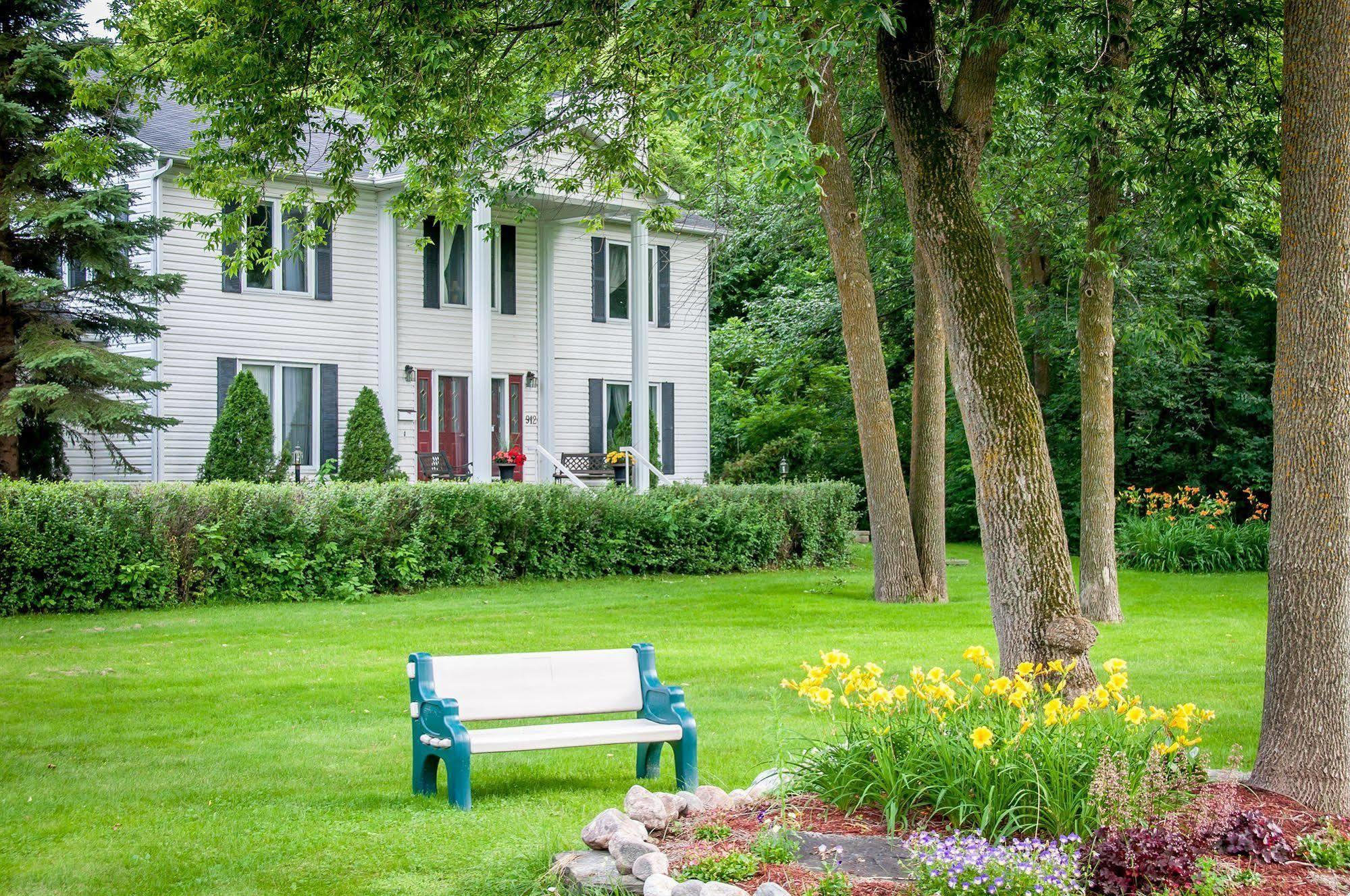 La Villa Rivermead Гатіно Екстер'єр фото